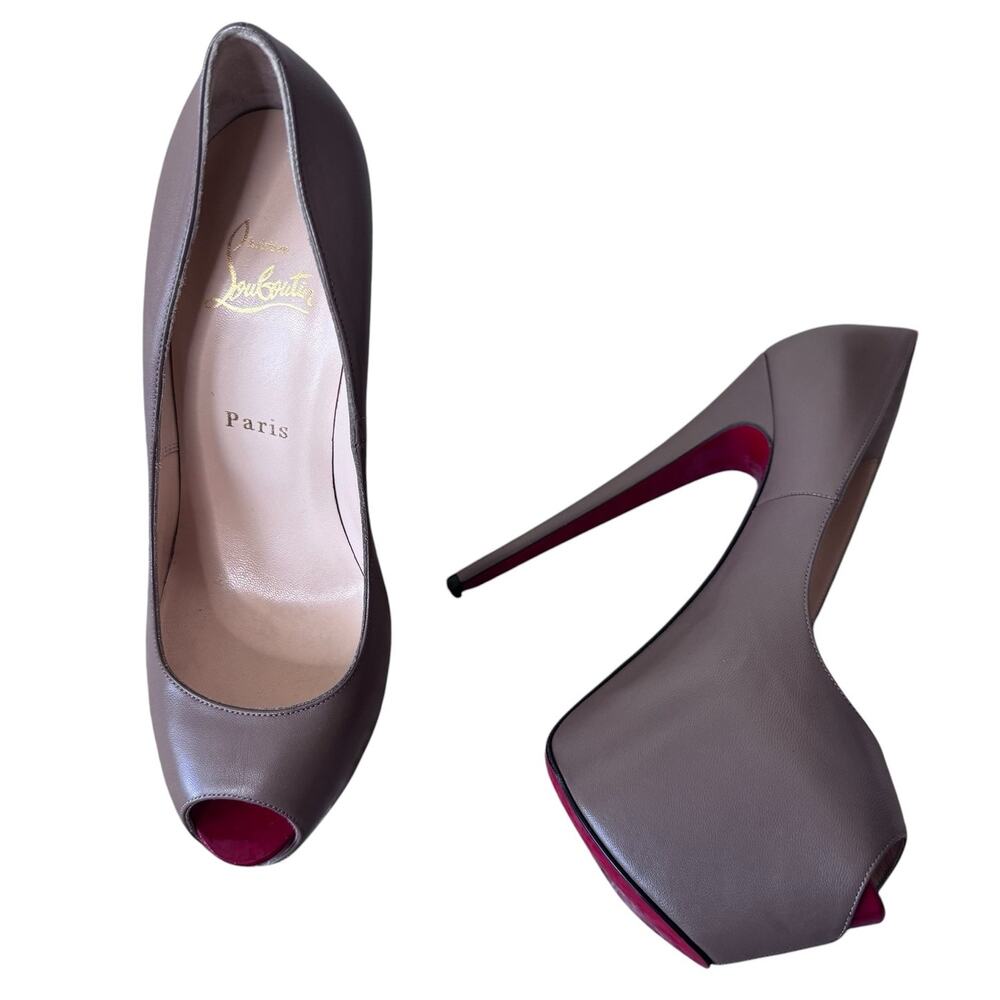 CHRISTIAN LOUBOUTIN Beige Brown Leather Highness Peep Toe Pumps 6.5" heel Sz 39